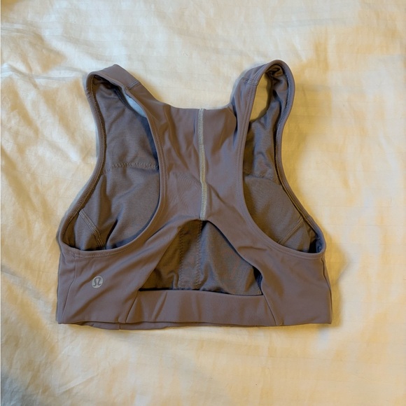 lululemon sports bra - Picture 2 of 3